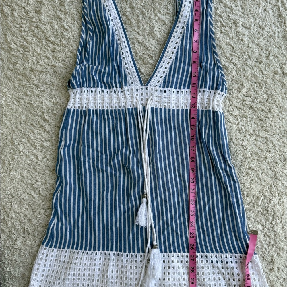 Chic Striped Sleeveless Blouse - Picture 4 of 6